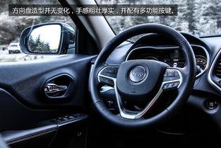 国产塞那试车视频,驾驭激情，体验非凡驾驭之旅